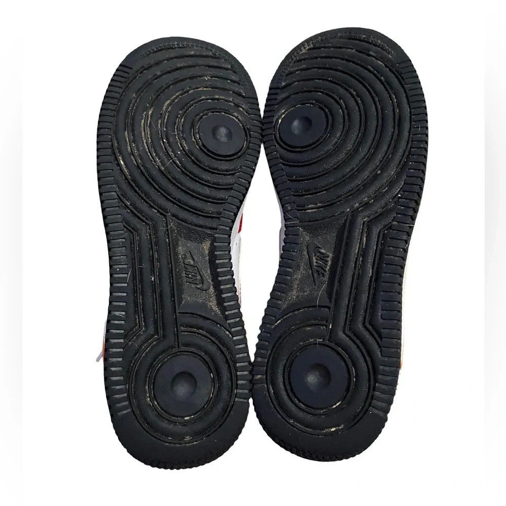 Nike‎ Air Force 1 Low '07 LV8 